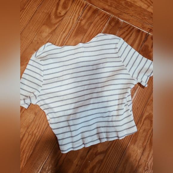 Cry Baby crop top 🦋🍭🍬 - Picture 2 of 5